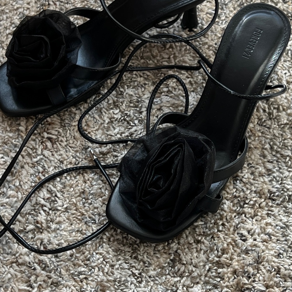Forever 21 Elegant Black Heels with Floral Accent